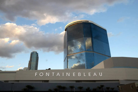 Las Vegas: Fontainebleau adds summer parking perk — CDC Gaming Reports